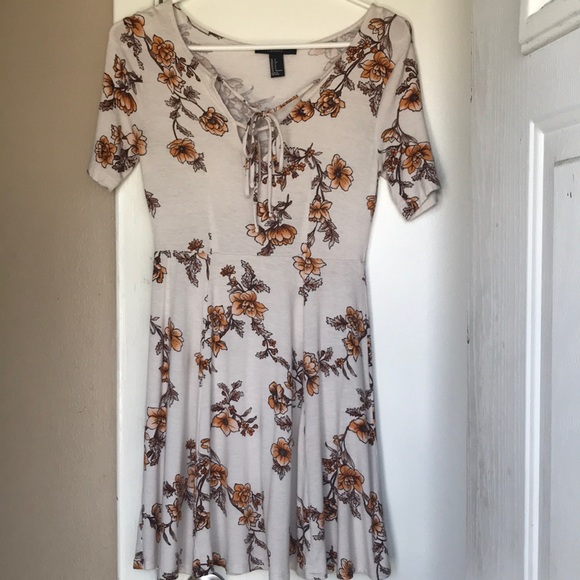 Dress - Picture 1 of 2